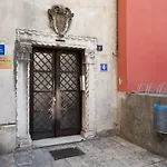 Katja Malo Misto Apartman *