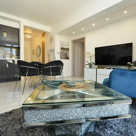 Katja Malo Misto Apartman Zára
