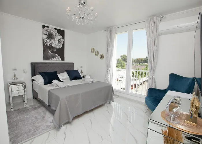 Katja Malo Misto Apartman *