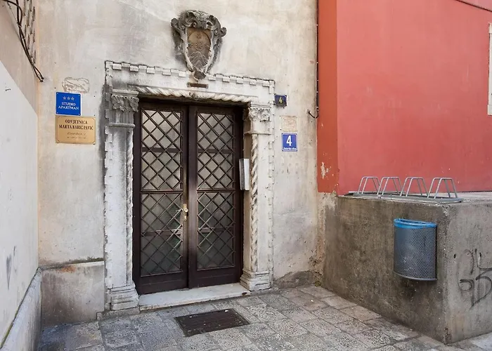 Katja Malo Misto Apartman *